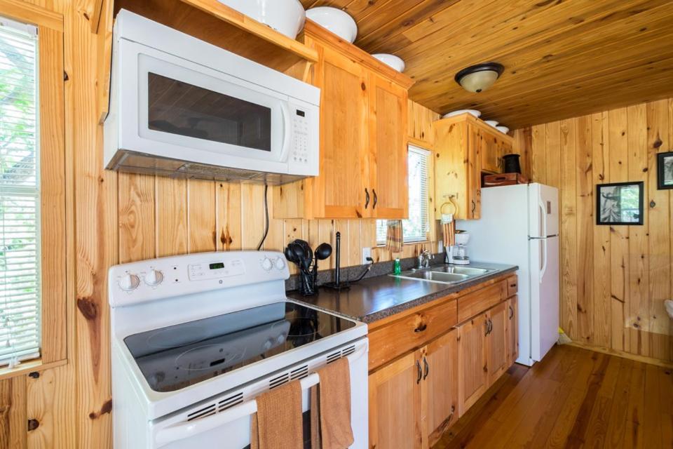 River Bluff Cabins Rio Frio Exterior photo