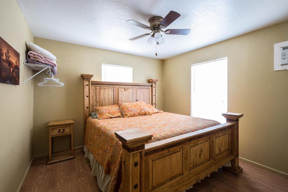River Bluff Cabins Rio Frio Room photo